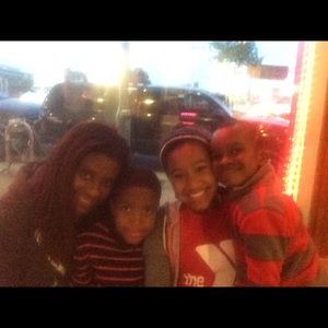 Meet your Posher, Lakisha